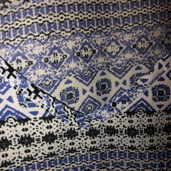 Blouse - Picture 3 of 3